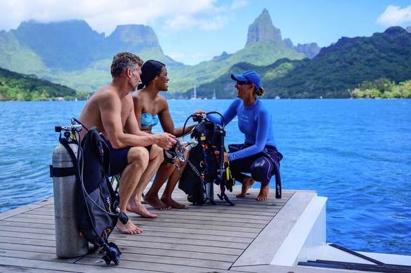 ©Paul Gauguin Cruises Scuba Diving 2.jpg